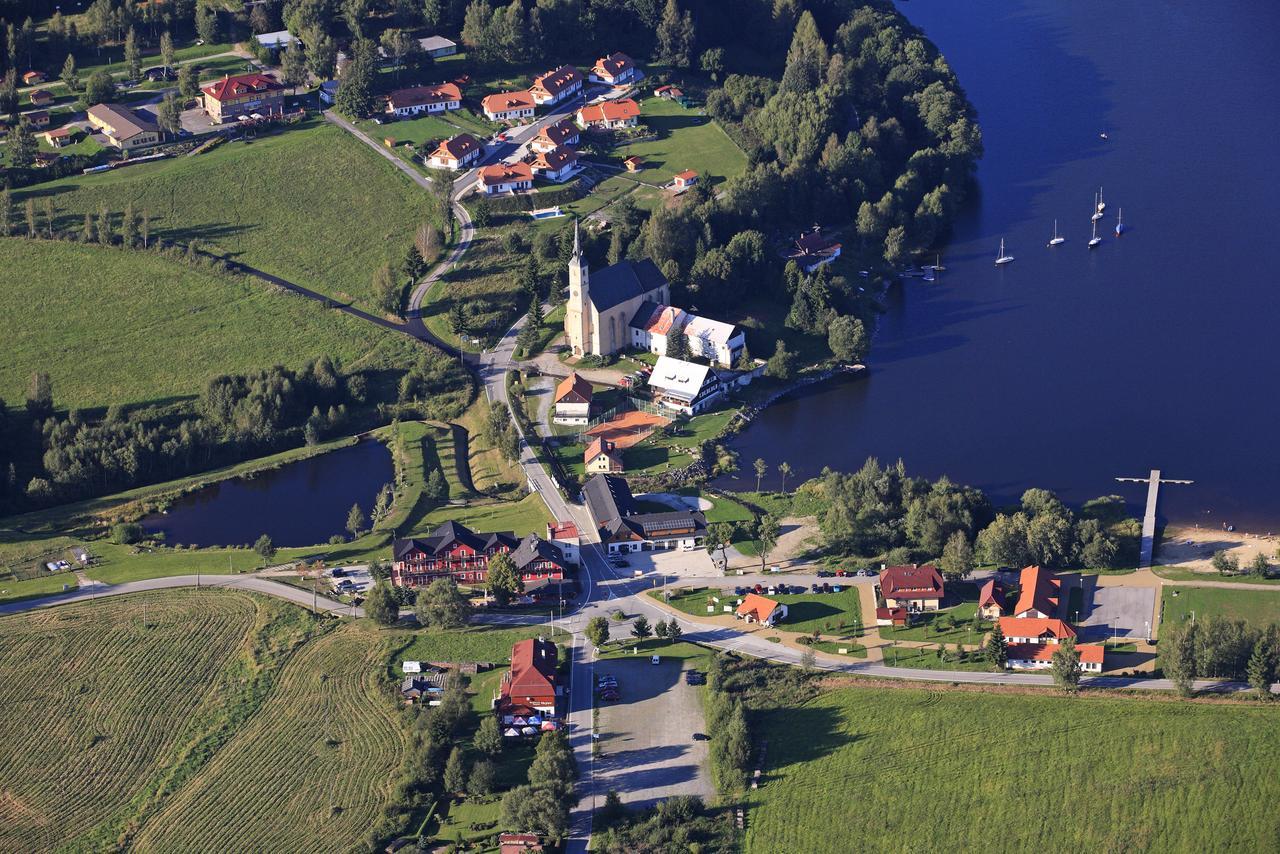 Jbx Resort Hotel Albatros Přední Výtoň Bagian luar foto